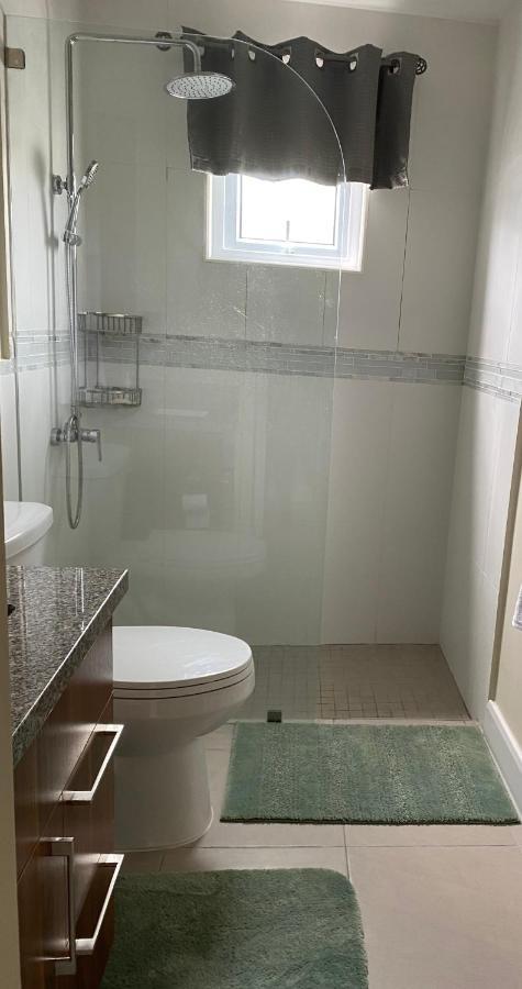 Seamist Villa @Oceanpointe Lucea Comfy 2Br W/Pool Gym & Parking מראה חיצוני תמונה